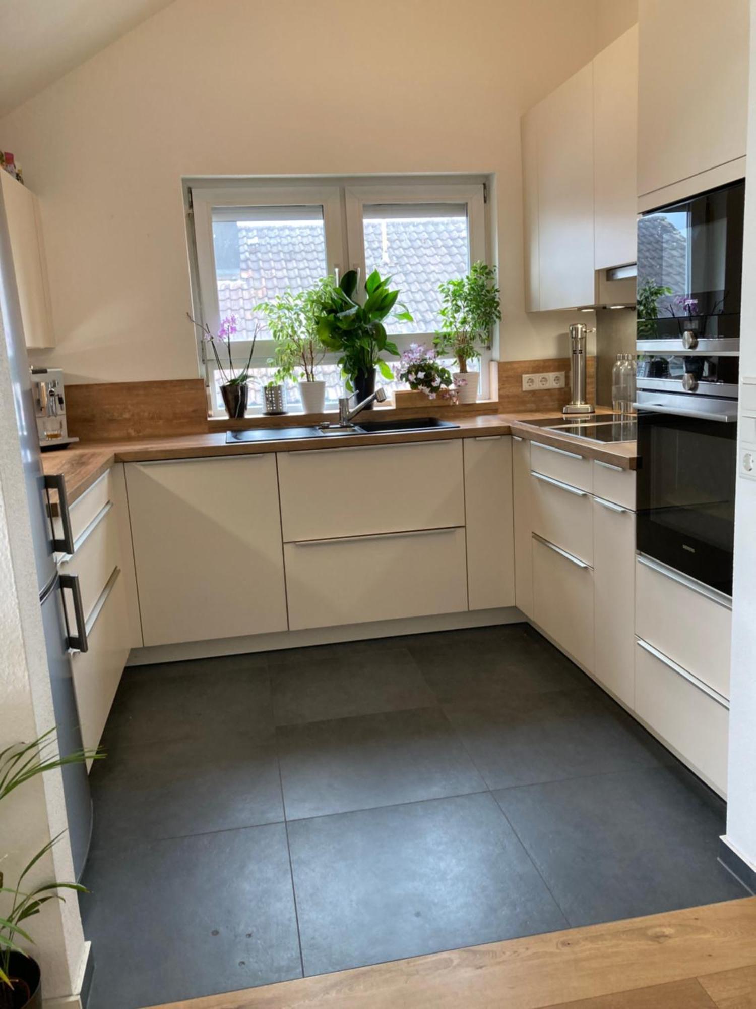 Traumhafte Ferienwohnung Mit See Und Bergsicht Friedrichshafen Luaran gambar