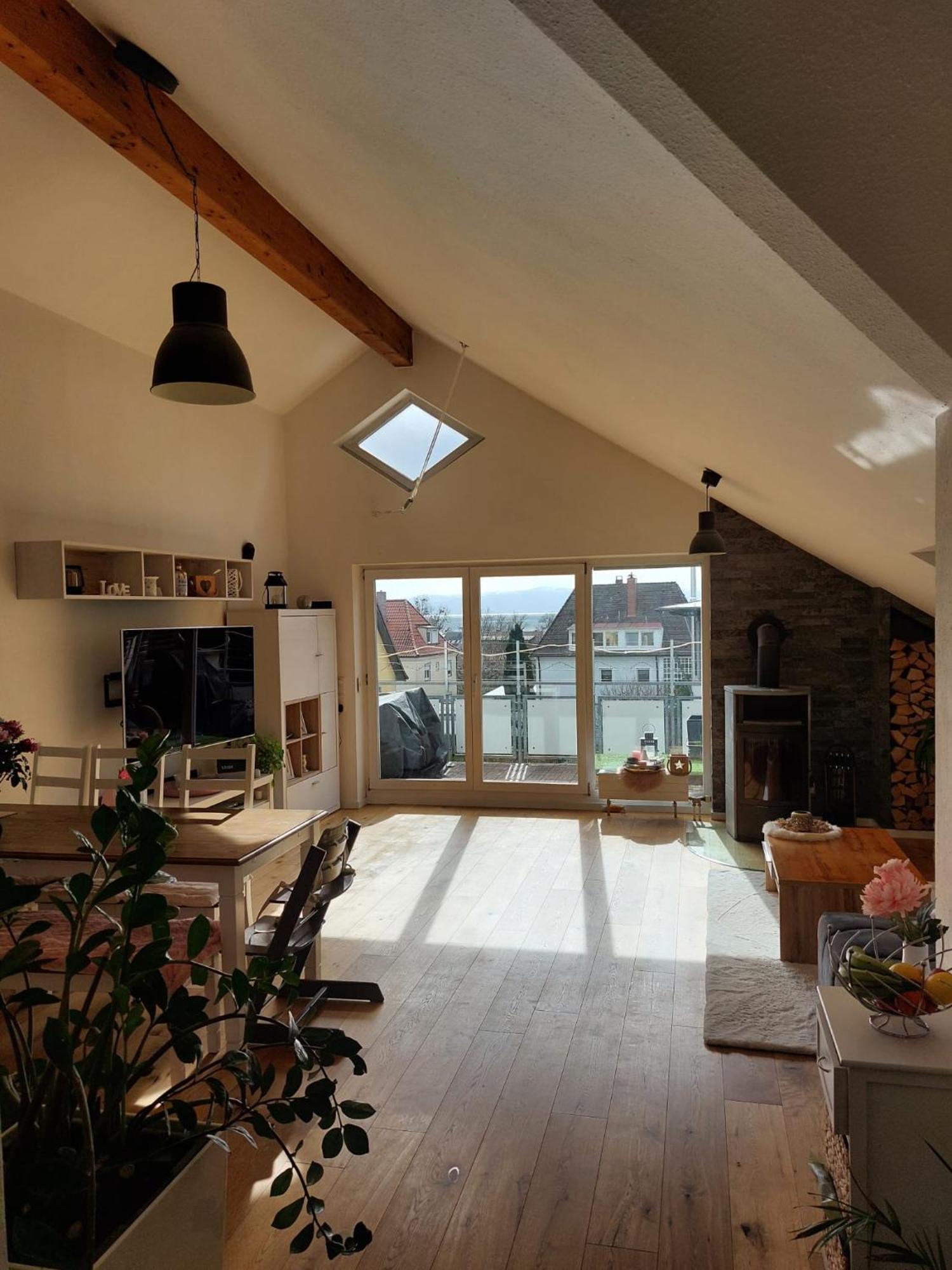 Traumhafte Ferienwohnung Mit See Und Bergsicht Friedrichshafen Luaran gambar