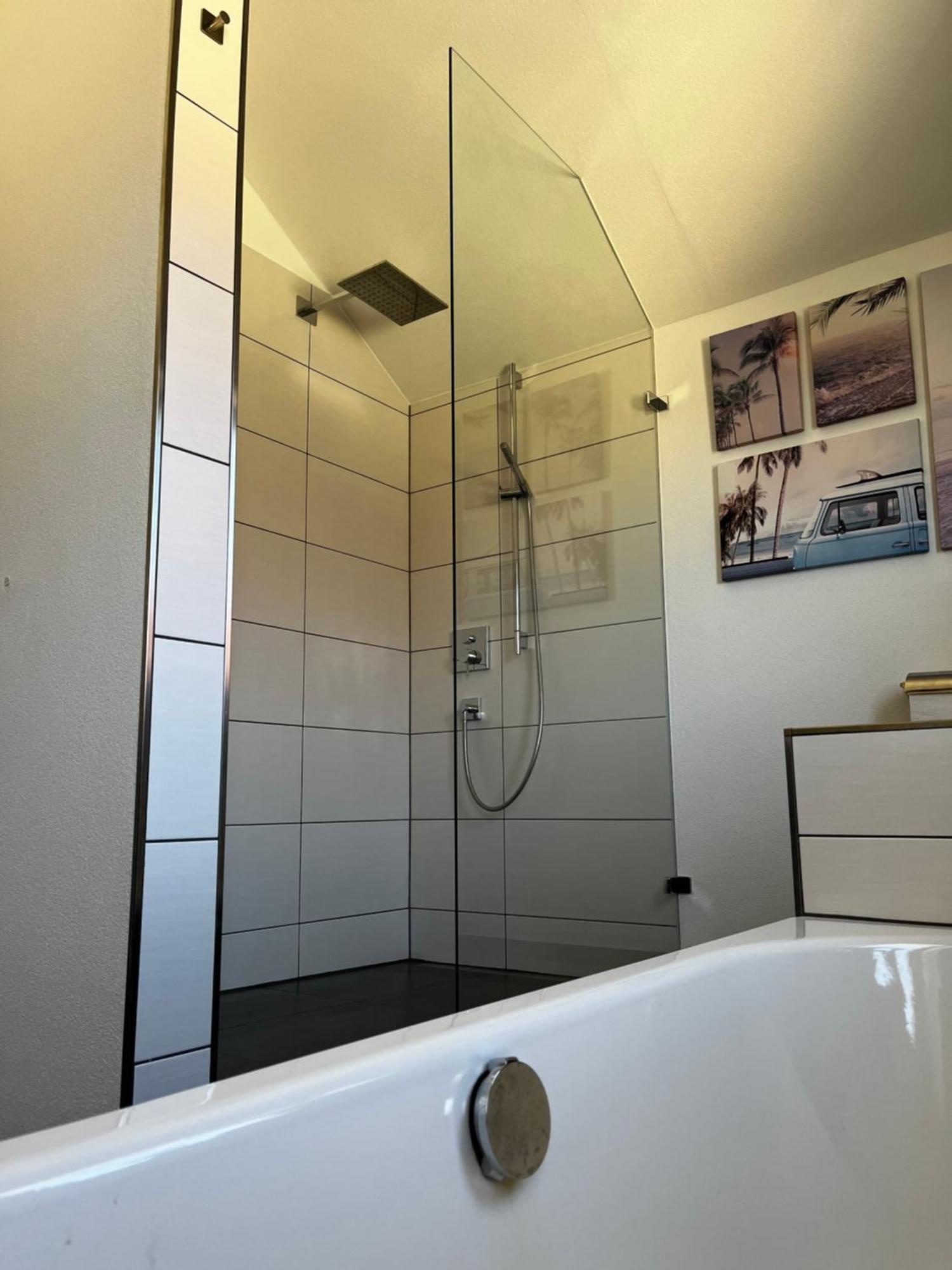 Traumhafte Ferienwohnung Mit See Und Bergsicht Friedrichshafen Luaran gambar